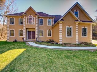 5653 Eagle Crest Dr, Springville, NY 14141