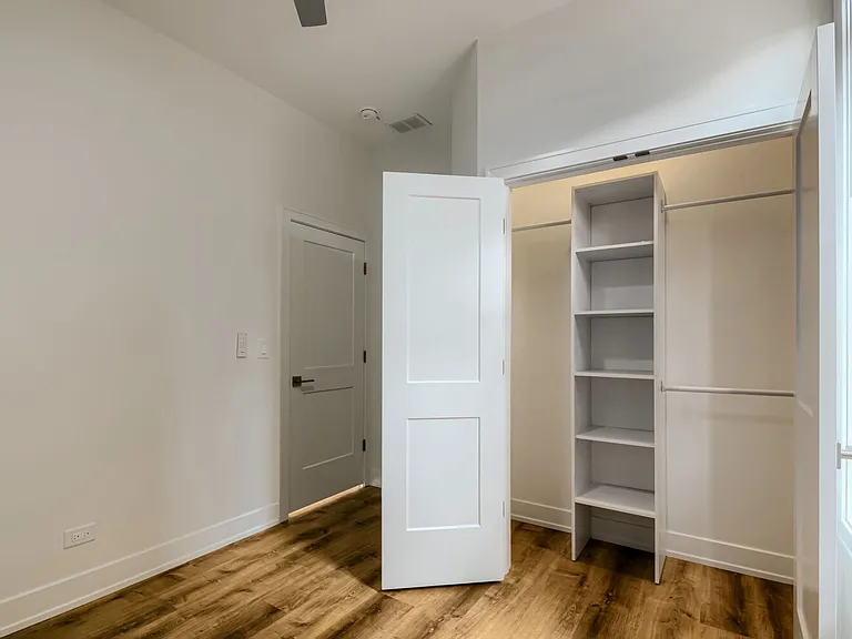 1502 N Hudson Ave #1R — Photo 7