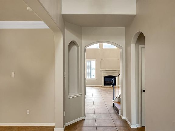 5th image of 2827 Feather Glen Ct