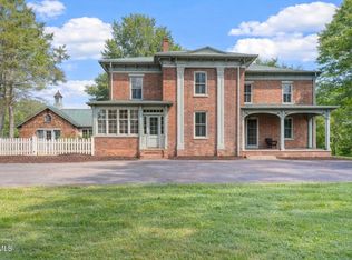 275 Burger Dr, Chuckey, TN 37641