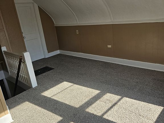 4th image of 531 Pearre Ave
