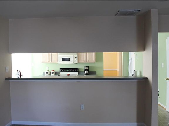 4th image of 13506 Laketree Dr