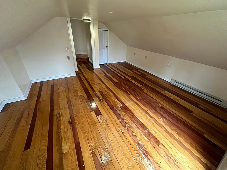 2nd floor bedroom