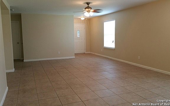 4th image of 16402 Amberly Ct