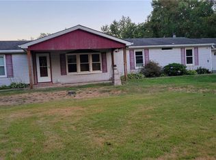 102 Duquesne Dr, Industry, PA 15052