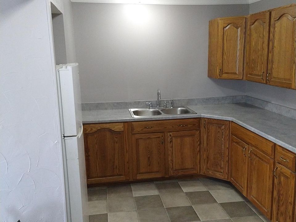 1st image of 164 S Main St