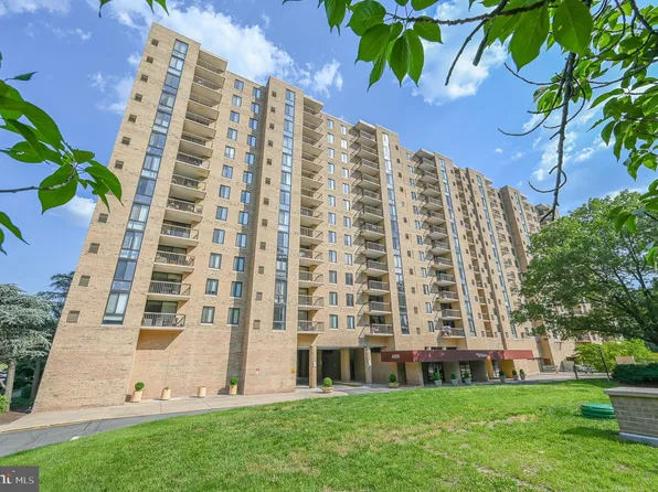4500 S Four Mile Run Dr APT 211, Arlington, VA 22204