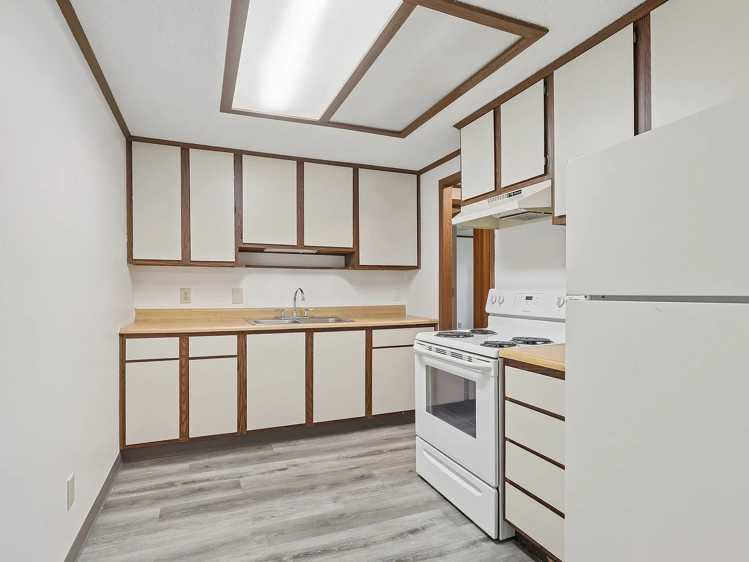 AIY Canton Apartments — Photo 3