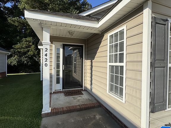 2nd image of 2420 Sawgrass Dr
