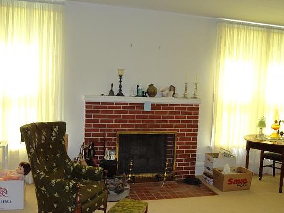2nd image of 303 W #S