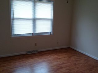 1100 W Fisher St APT 15, Salisbury, NC 28144