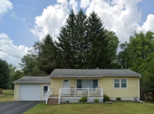 8 Glenwood Ave, Lakewood, NY 14750