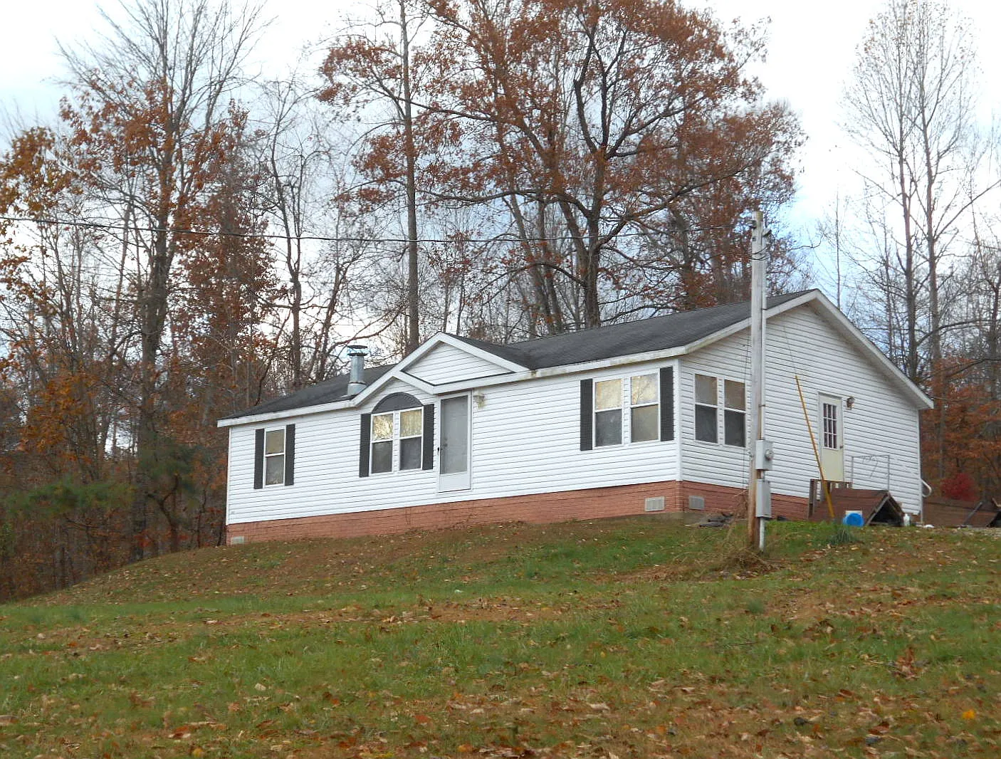 7515 Brandenburg Rd photo 1