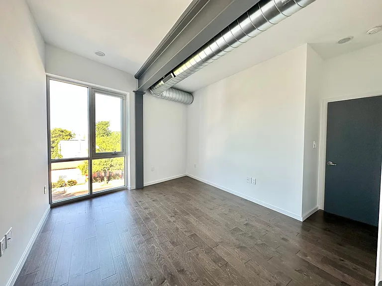 2059 Germantown Ave #9 — Photo 7