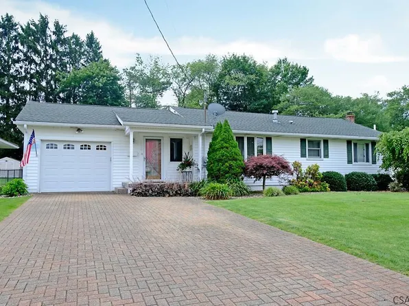 1520 Emmett Dr, Johnstown, PA 15905