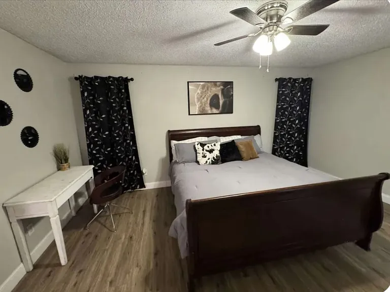 8405 Canton Ave — Photo 5