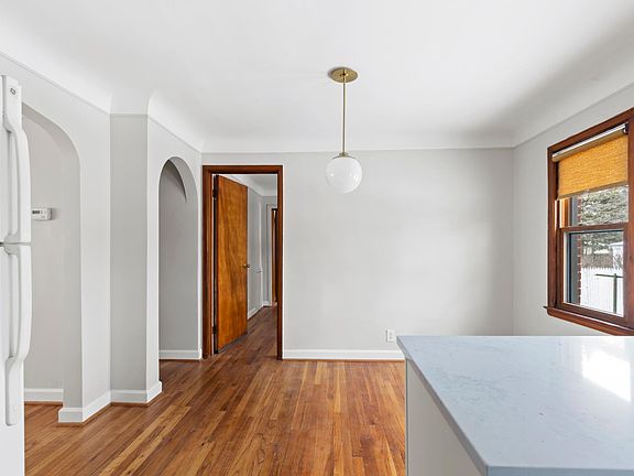 5th image of 23010 Norwood Ave APT 1