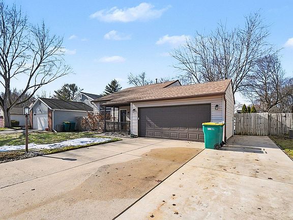 4th image of 5101 Jenny Ln