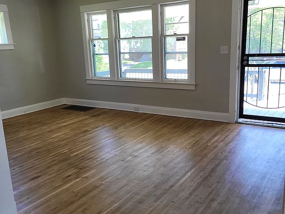 3rd image of 4158 E 114th St #1