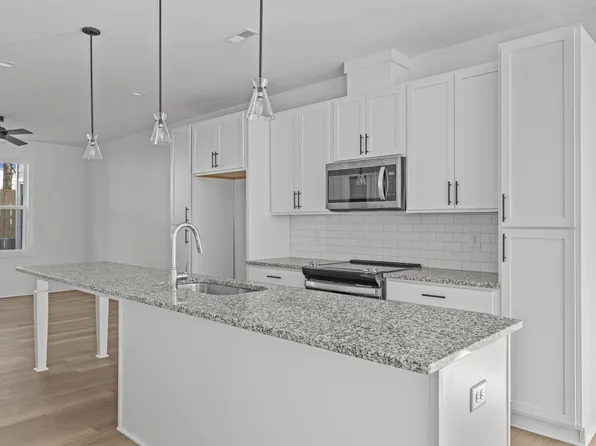 4821 Gossamer Ln Unit 105, Raleigh, NC 27616