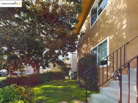 3rd image of 3807 Opal St