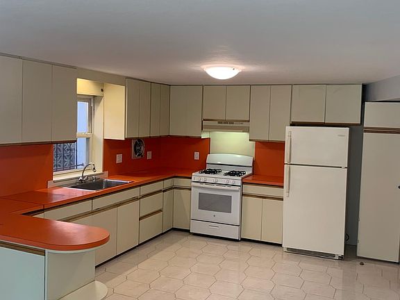 3rd image of 14-10 143rd St #1