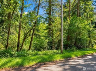 10515 Edgewood Drive, Anderson Island, WA 98303