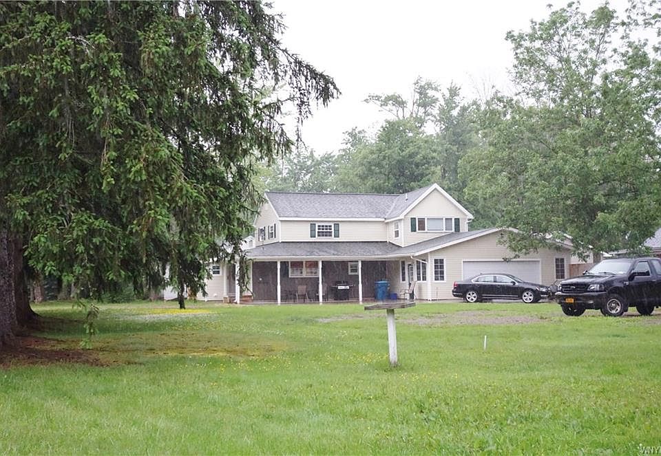 1st image of 402 E Sterling Ave