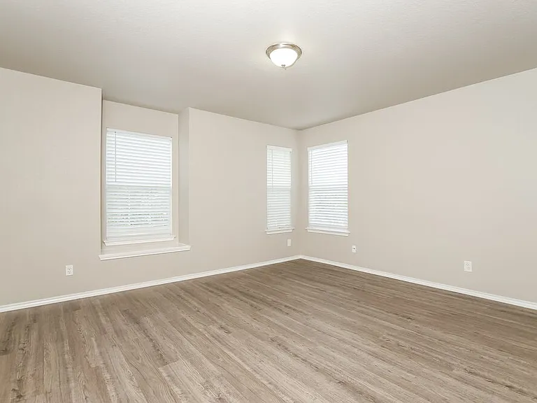 7858 Hedrick Farm — Photo 11