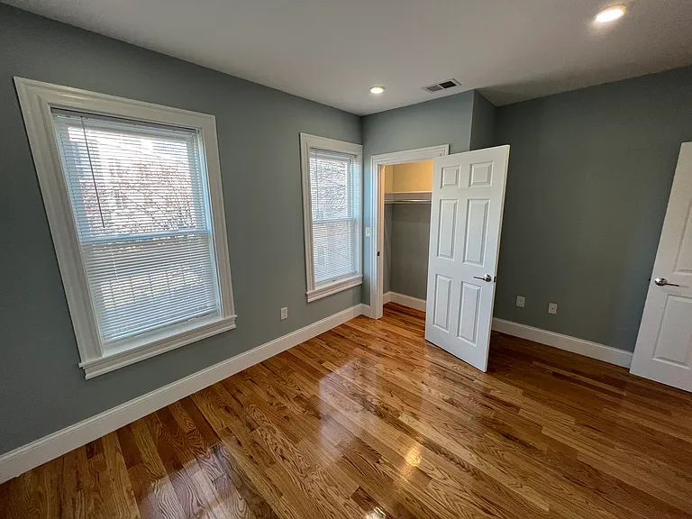 372 Oxford St #3 — Photo 19