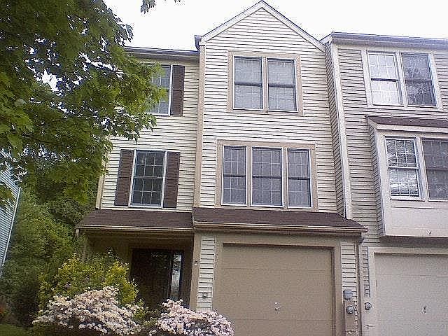 1st image of 3336 Oak West Dr