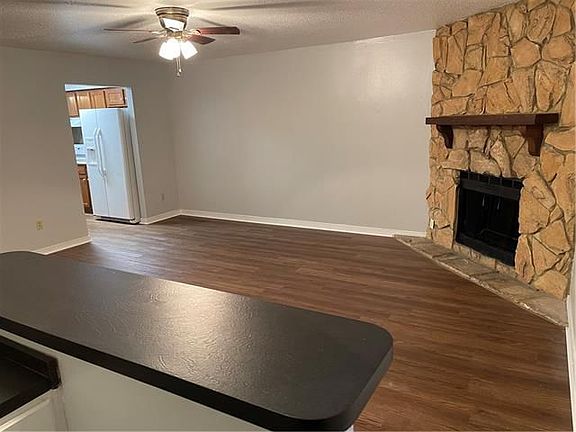 2nd image of 4411 Flamingo St