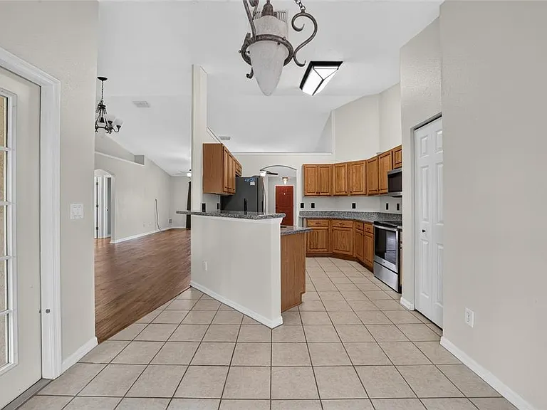 10384 SW 41st Ct — Photo 19