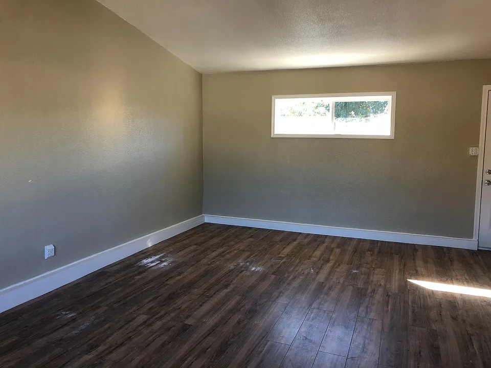 3138 E Avenue Q4