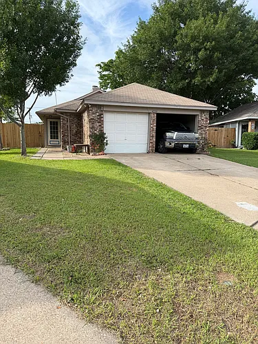 4729 Veronica Cir Photo 1