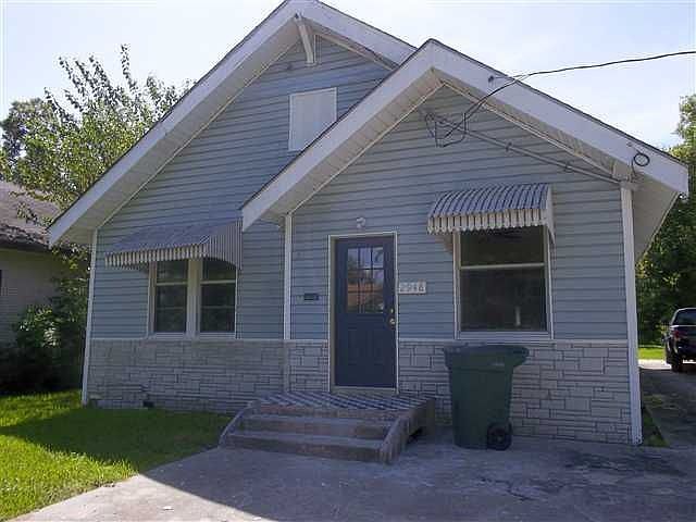 1st image of 2948 Neches St