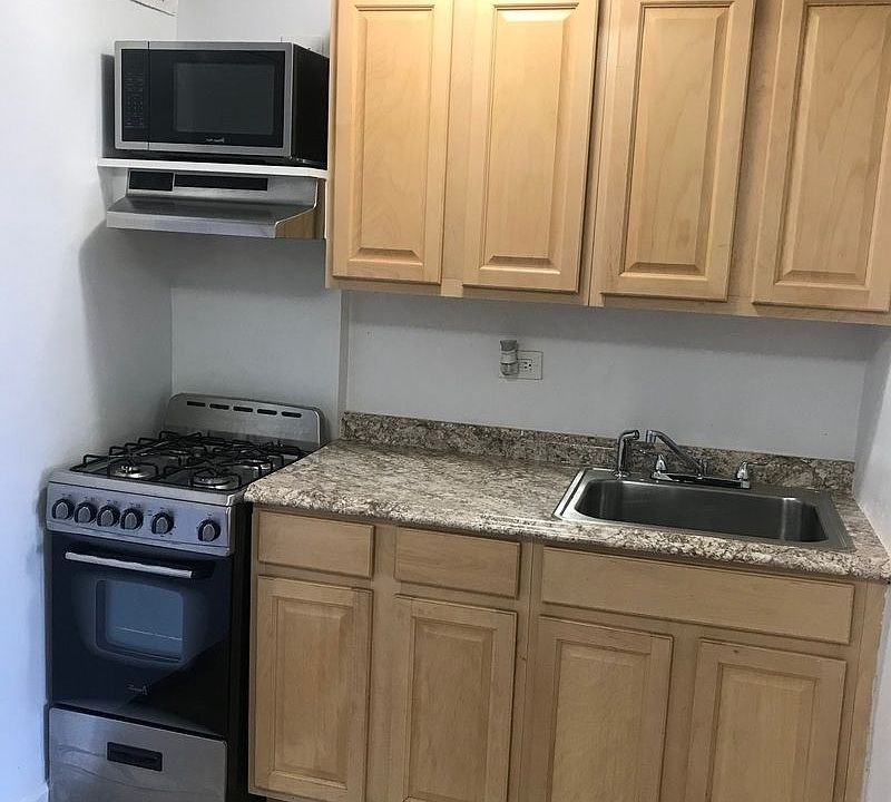 1st image of 142-10 Hoover Ave #208
