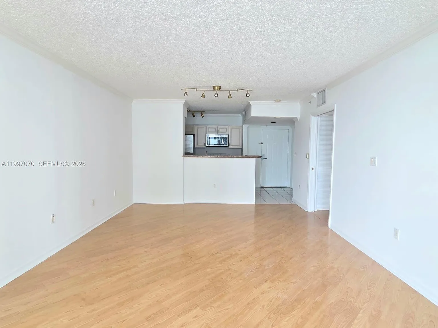 The Mark On Brickell Condo — Photo 4