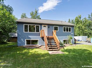 19370 Lupin St, Chugiak, AK 99567