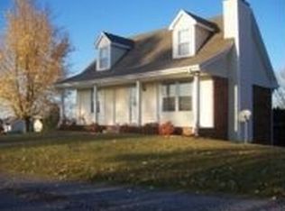 701 N Woodson Rd, Clarksville, TN 37043