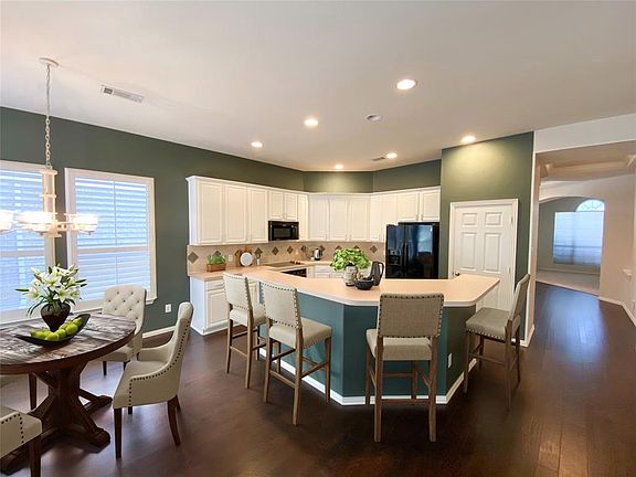 3rd image of 1724 Tealwood Ln