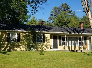 25 Langs Ln, Newmarket, NH 03857