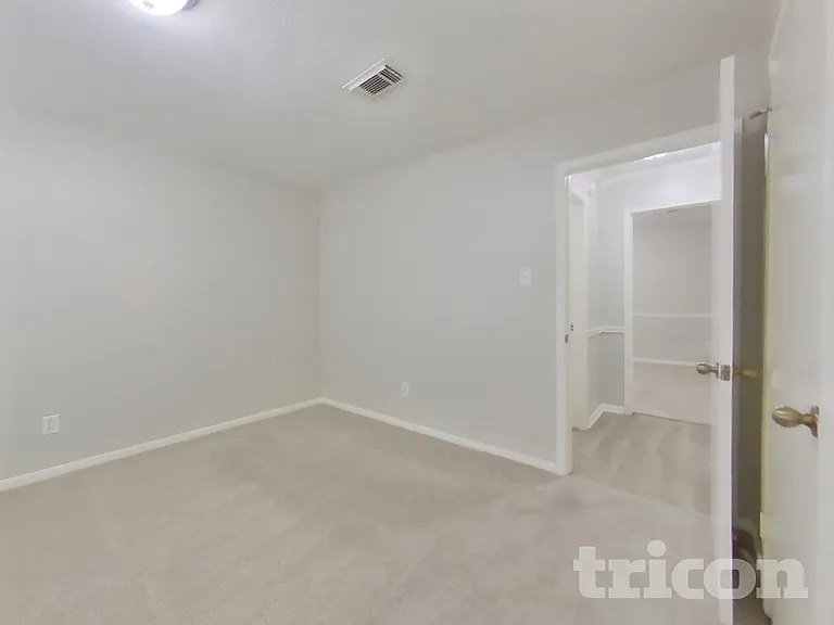 18018 Heron Forest Ln — Photo 10