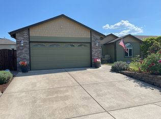 4458 Farm Field Ave NE, Salem, OR 97305