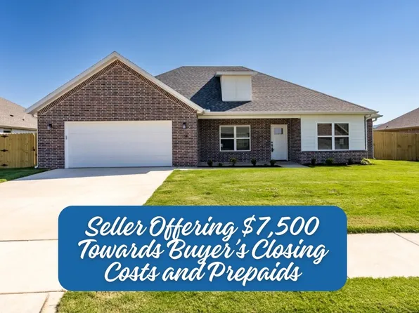 158 N Banner Ave, Farmington, AR 72730