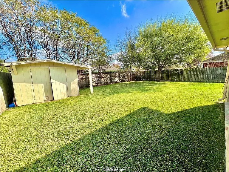 3605 Vienna Dr — Photo 16