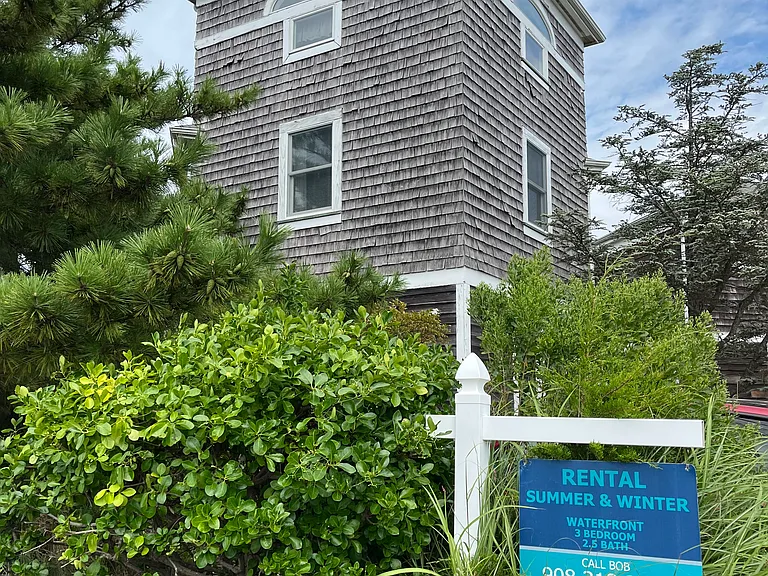 121 3rd Ave — Photo 4