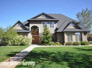 270 W Cobblestone Ct, Eagle, ID 83616