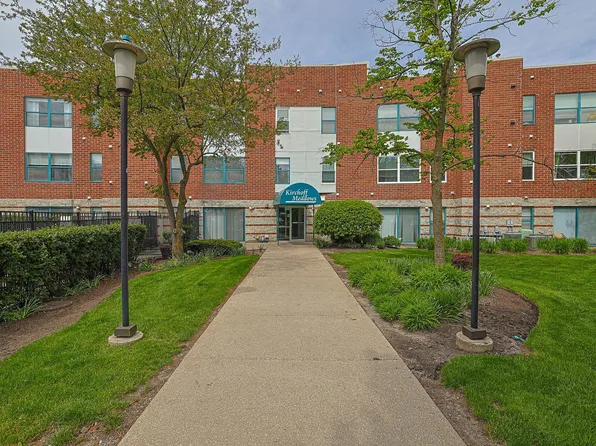 3265 Kirchoff Rd APT 127, Rolling Meadows, IL 60008