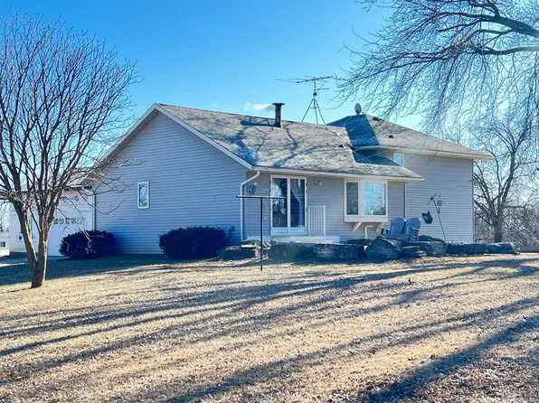 18346 286th St, Wykoff, MN 55990